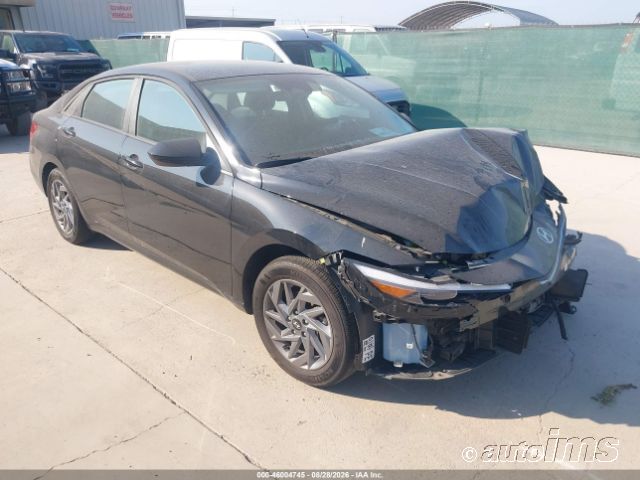 2025 HYUNDAI Elantra