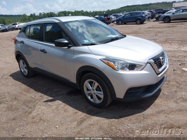2020 NISSAN Kicks