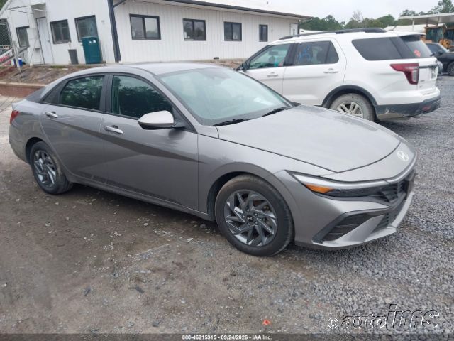 2024 HYUNDAI Elantra