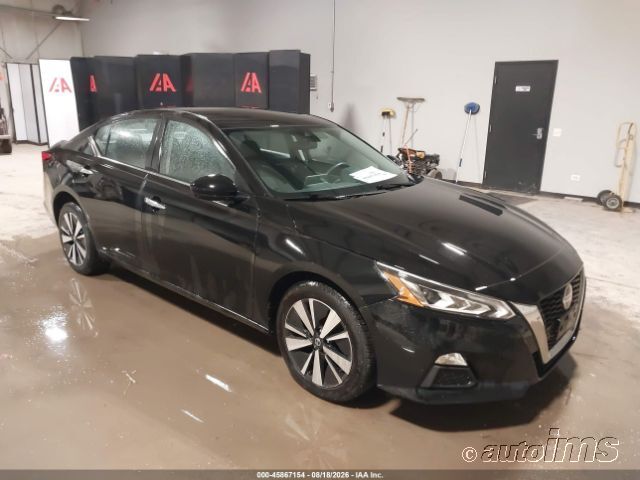 2021 NISSAN Altima