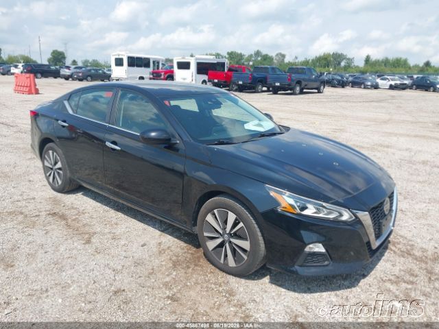 2021 NISSAN Altima