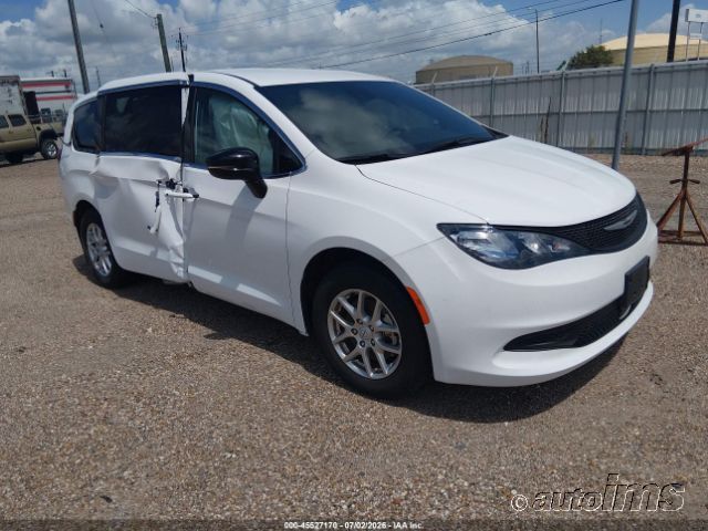 2026 CHRYSLER Voyager
