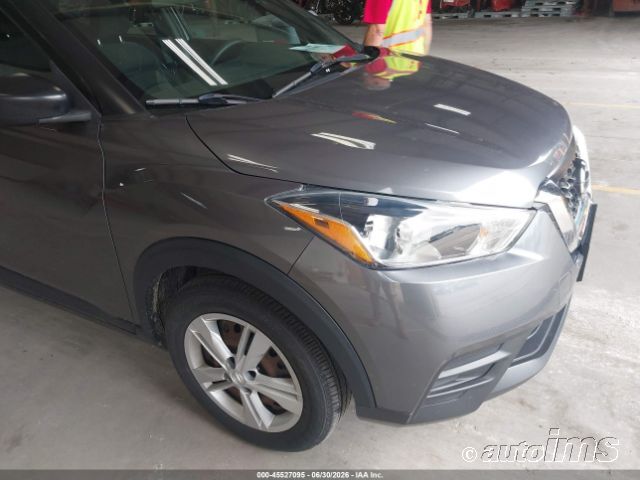 2020 NISSAN Kicks