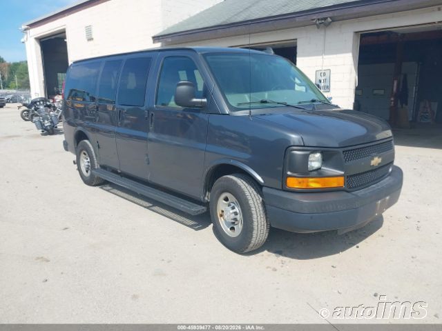 2016 CHEVROLET G2300