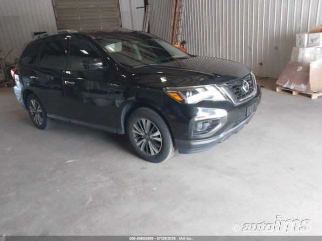 2020 NISSAN Pathfinder
