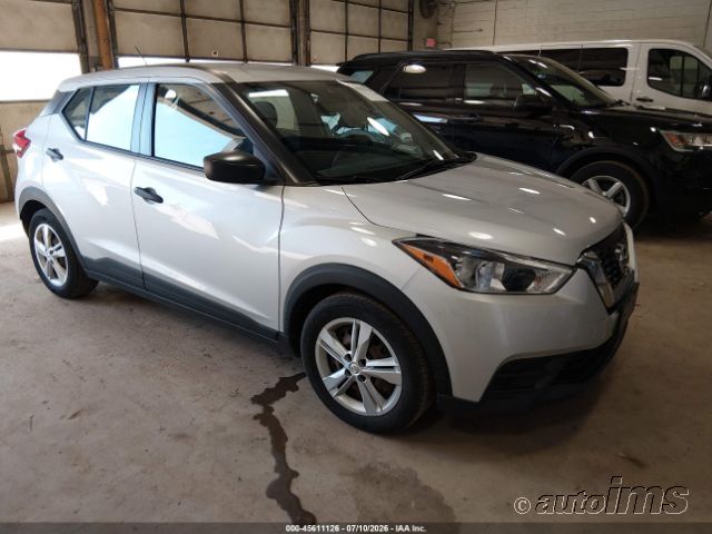 2020 NISSAN Kicks