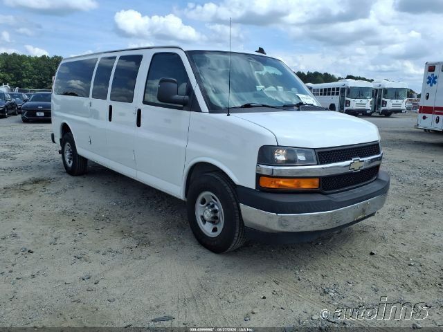 2017 CHEVROLET Express