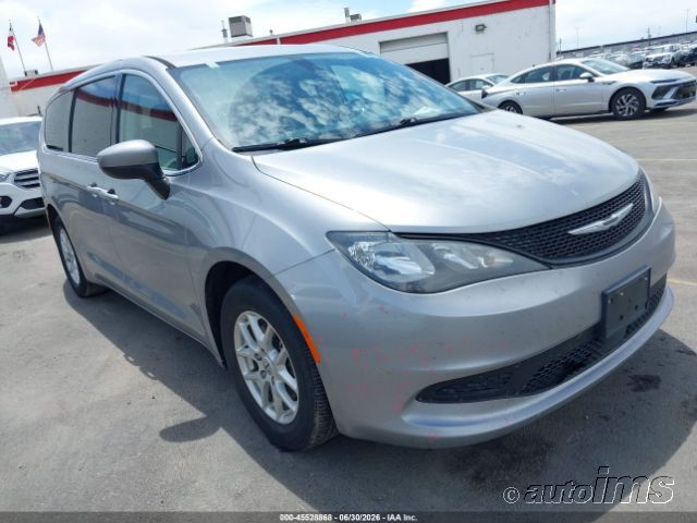 2021 CHRYSLER Voyager