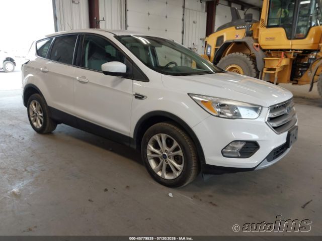 2017 FORD Escape
