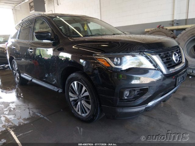 2020 NISSAN Pathfinder