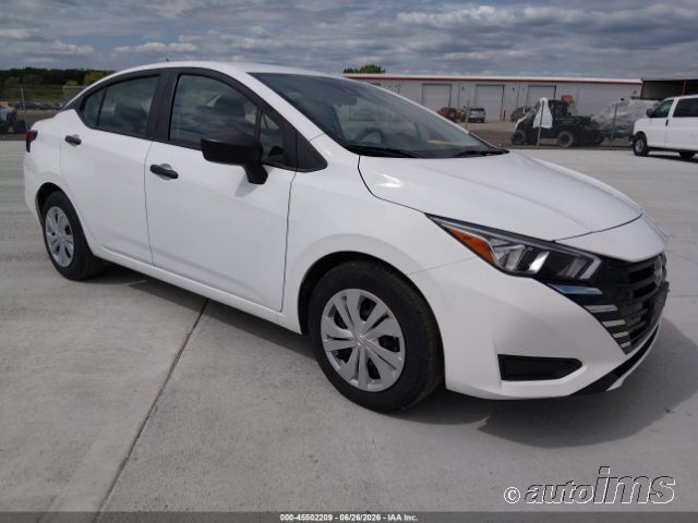 2023 NISSAN Versa