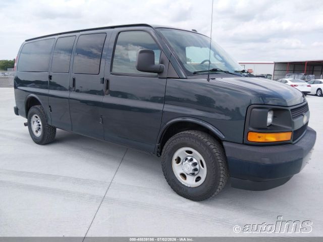 2017 CHEVROLET G2300