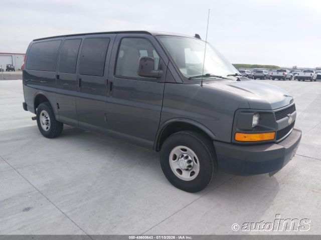 2016 CHEVROLET G2300