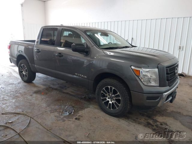 2024 NISSAN Titan