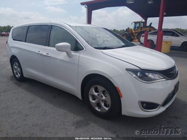2017 CHRYSLER PACIFICA-P