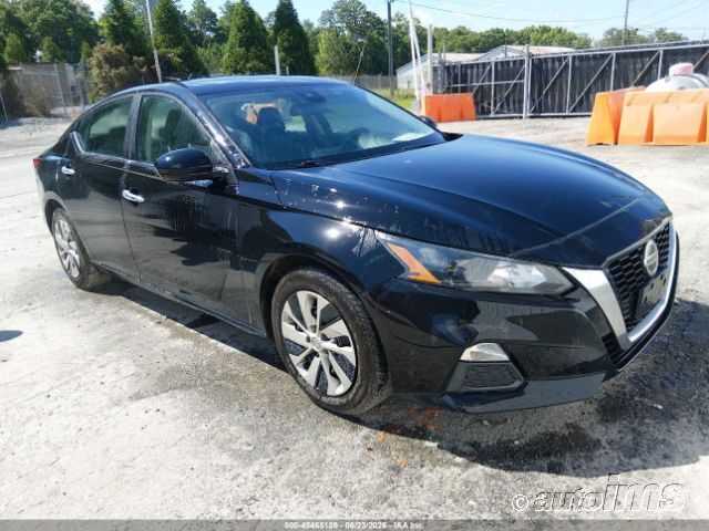 2022 NISSAN Altima