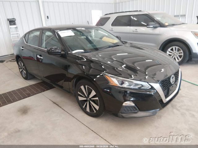 2021 NISSAN Altima