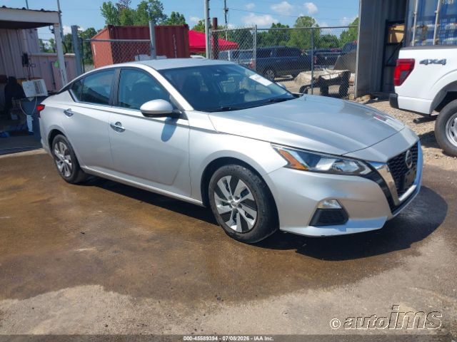 2021 NISSAN Altima