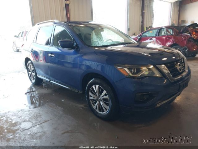 2020 NISSAN Pathfinder