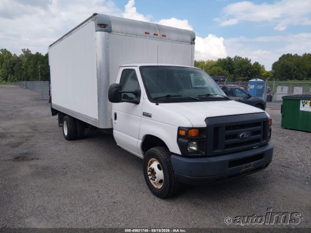 2017 Ford E-450