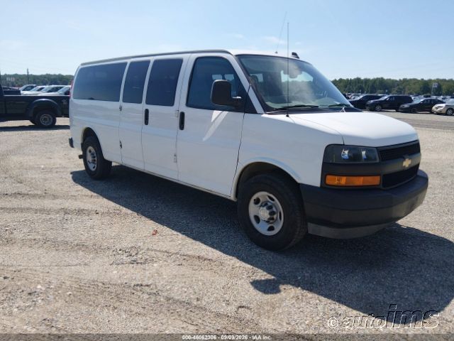 2022 CHEVROLET Express