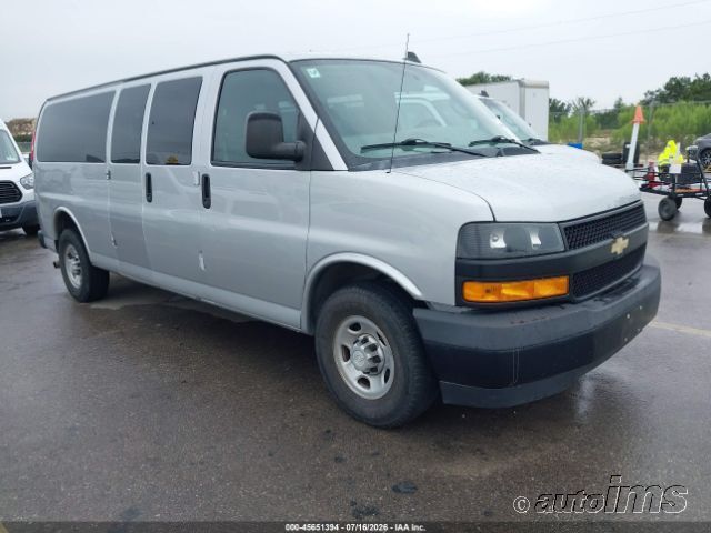 2019 CHEVROLET CG3300