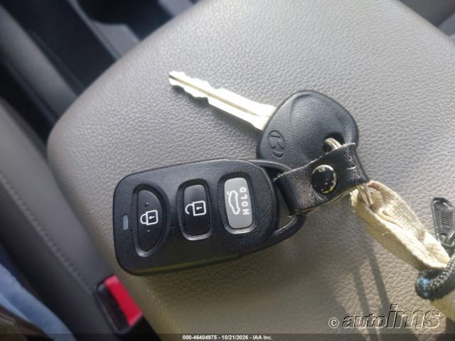 2020 Hyundai Elantra photo 6