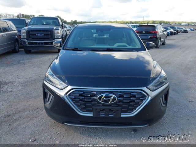 2020 Hyundai Ioniq photo 3