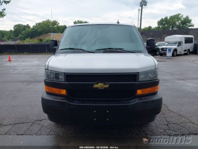 2024 Chevrolet Express photo 3