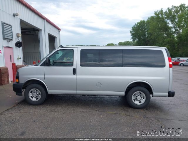 2024 Chevrolet Express photo 5