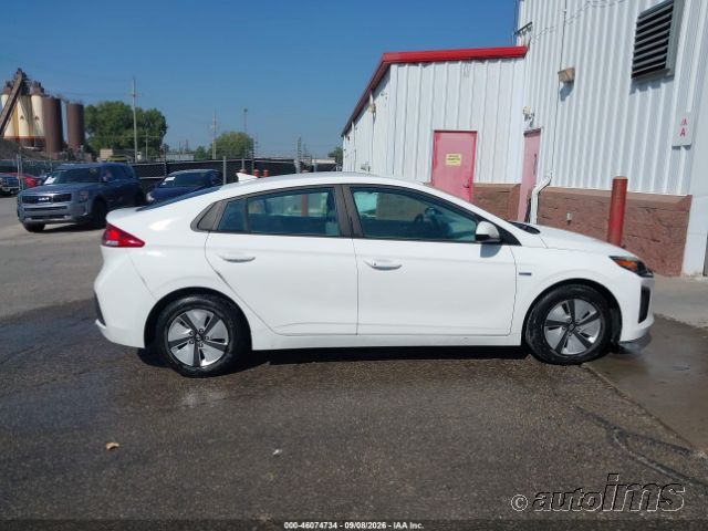 2020 Hyundai Ioniq photo 4