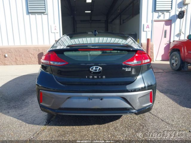 2021 Hyundai Ioniq photo 7