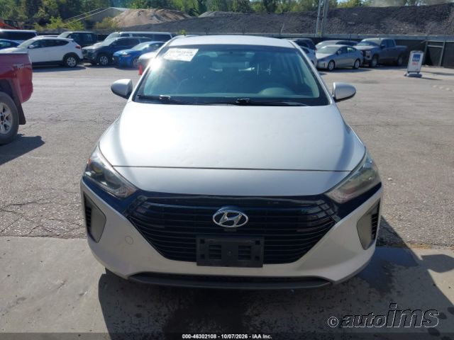 2019 Hyundai Ioniq photo 3