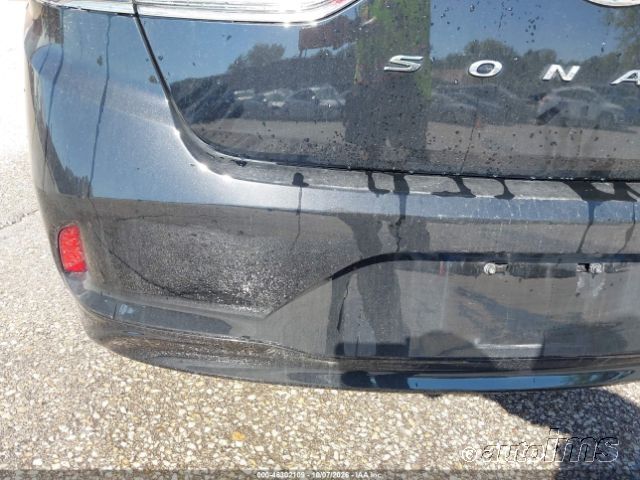2018 Hyundai Sonata photo 2