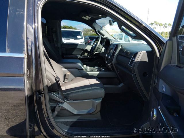 2019 Ford Expedition photo 4
