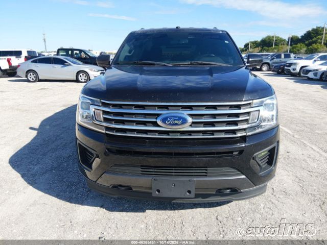 2019 Ford Expedition photo 2