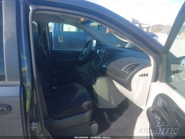 2014 Dodge Grand Caravan photo 3