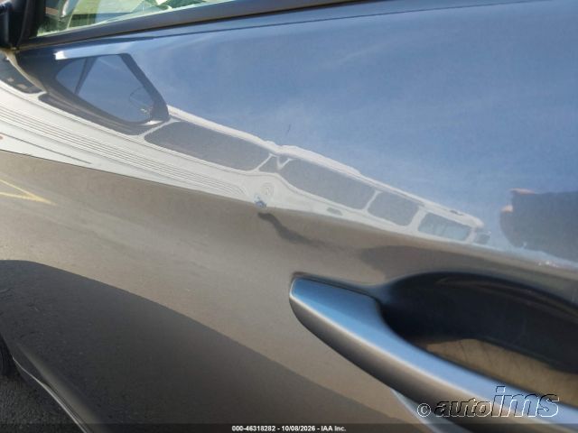 2019 Hyundai Elantra photo 2