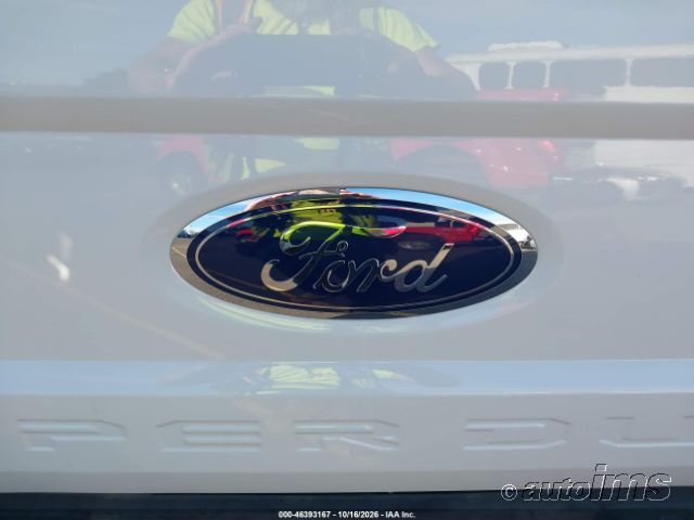 2020 Ford F-350 photo 2