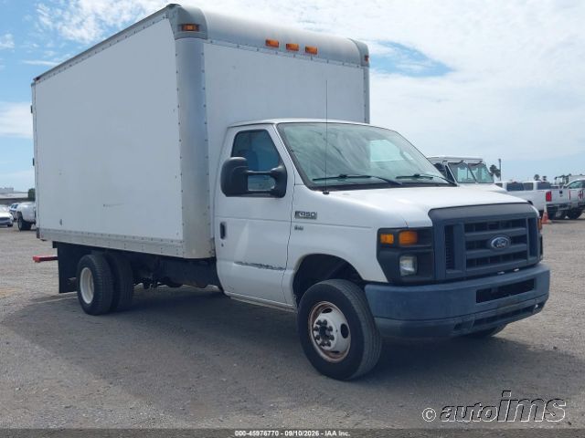 2013 Ford E-450