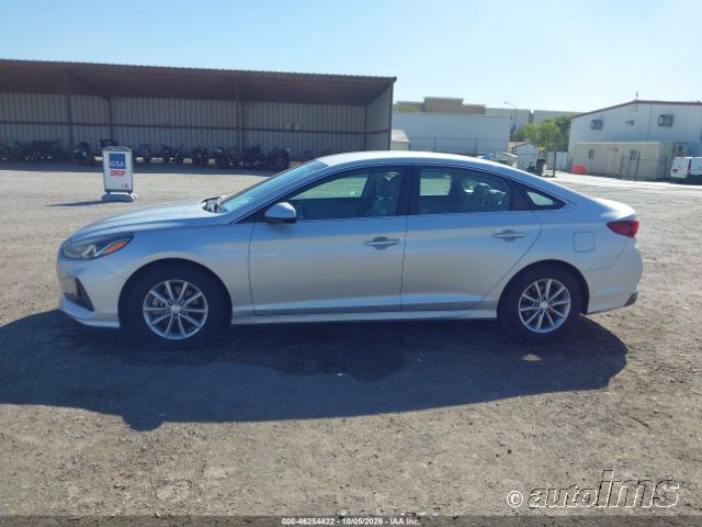 2018 Hyundai Sonata photo 5