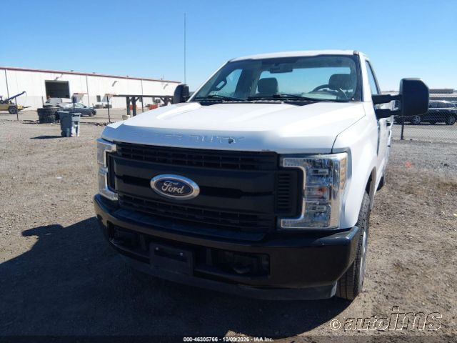 2019 Ford F-250 photo 2