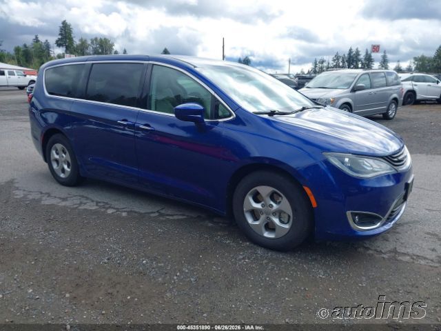 2018 Chrysler Pacifica-P