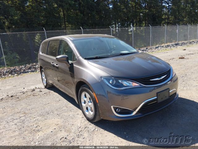 2017 Chrysler Pacifica-P