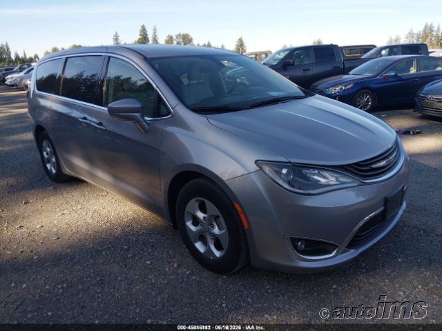 2018 Chrysler Pacifica-P