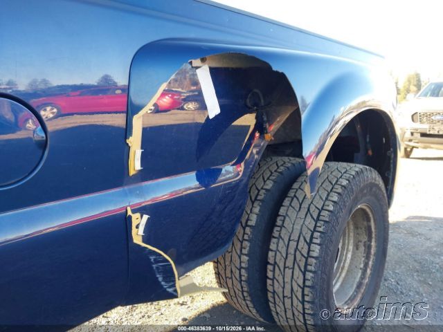 2008 Ford F-350 photo 2