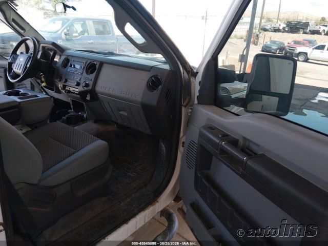 2015 Ford F-350 photo 3