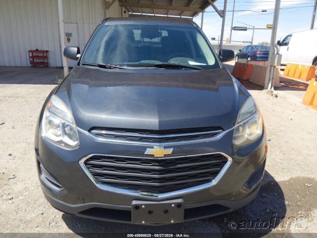 2017 Chevrolet Equinox photo 2