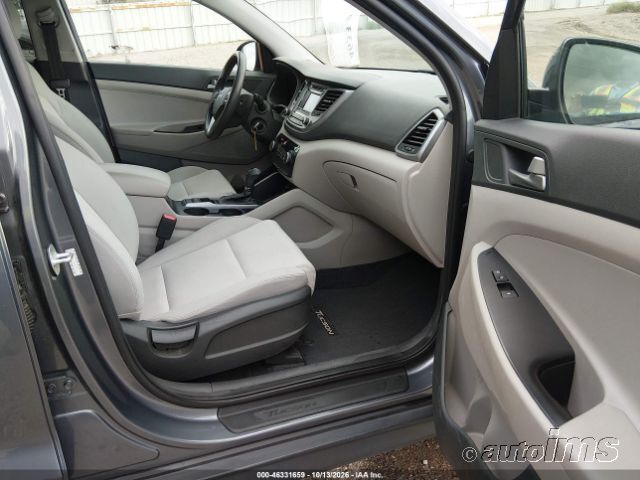 2018 Hyundai Tucson photo 3