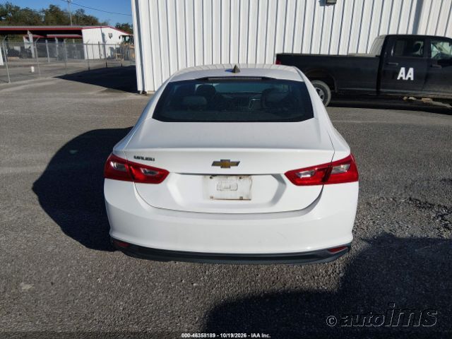 2020 Chevrolet Malibu photo 3